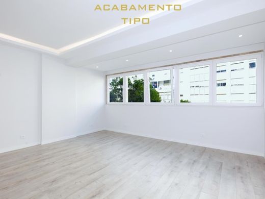 Luxury House for sale in Benfica, 895 000 €, Photo 6