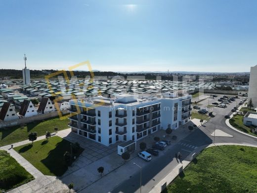 Appartement de luxe à vendre à Torres Vedras, 525 000 €, Photo 1