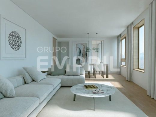 Maison de luxe à vendre à Porto, 447 150 €, Photo 3