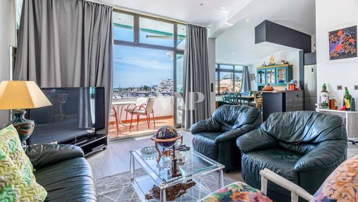 Luxury Apartment for sale in Vilamoura, 1 100 000 €, Photo 1