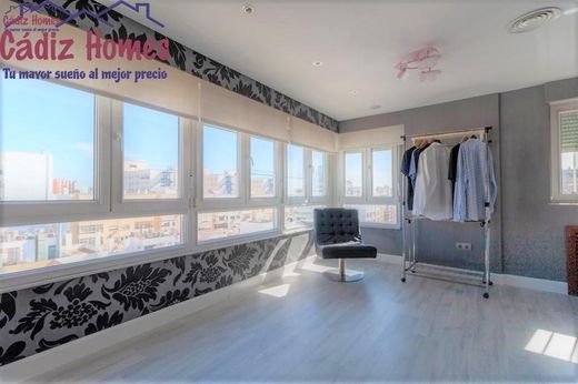 Luxury Apartment for sale in Cadiz, 900 000 €, Photo 3