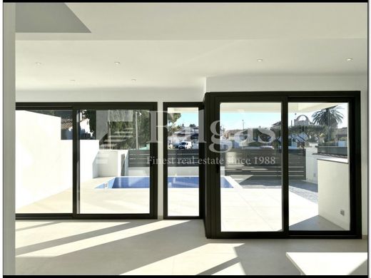 Luxury House for sale in Empuriabrava, 649 000 €, Photo 7