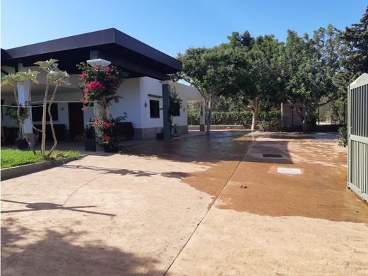Maison de luxe à vendre à Sant Josep de Sa Talaia, 1 800 000 €, Photo 2