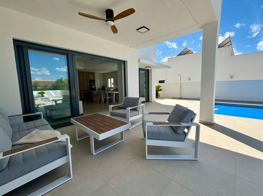 Luxury House for sale in Benijofar, 589 000 €, Photo 2