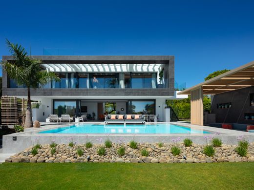 Luxury House for sale in Marbella, 3 695 000 €, Photo 1