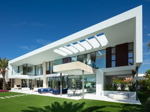 Luxury House for sale in Marbella, 5 960 000 €, Photo 2