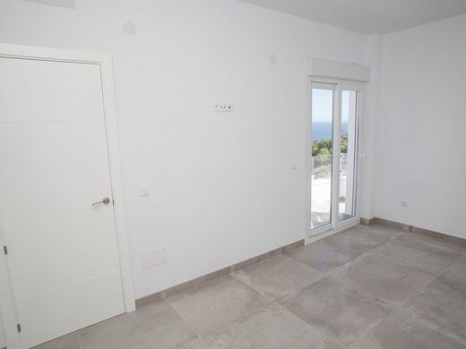 Luxury House for sale in Torrox, 555 000 €, Photo 2