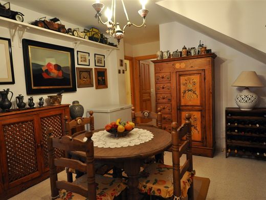 Luxury House for sale in Marbella, 1 700 000 €, Photo 2