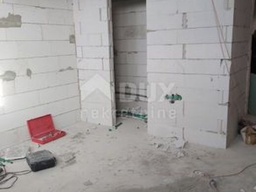 Appartement de luxe à vendre à Pula, 550 000 €, Photo 2