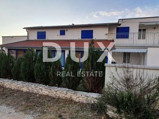 Maison de luxe à vendre à Labin, 530 000 €, Photo 4