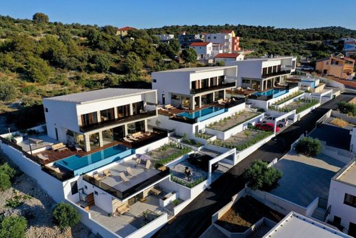 Luxury House for sale in Rogoznica, 1 650 000 €, Photo 2