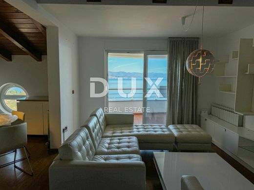 Luxury Apartment for sale in Opatija, 350 000 €, Photo 2