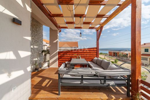 Maison de luxe à vendre à Jasenice, 650 000 €, Photo 7