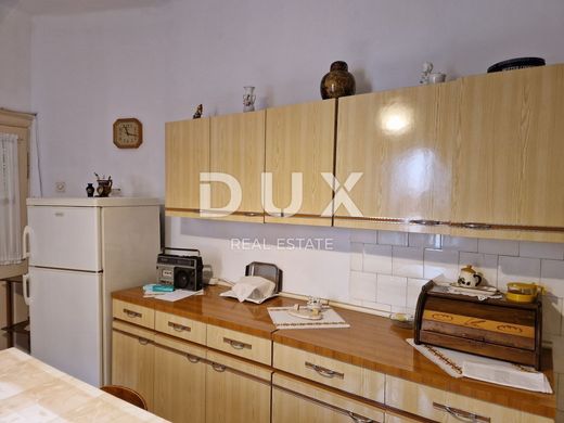 Maison de luxe à vendre à Vrsar, 0 €, Photo 3