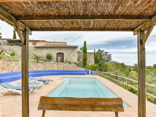 Luxury House for sale in Torrelles de Foix, 1 495 000 €, Photo 2