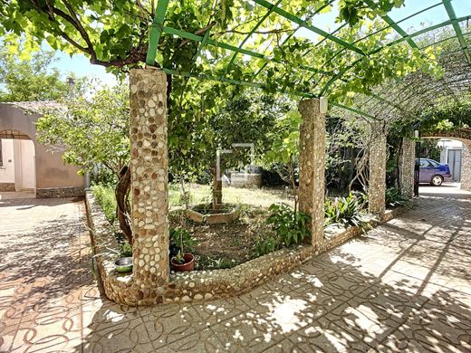 Luxury House for sale in Maó, 1 000 000 €, Photo 5