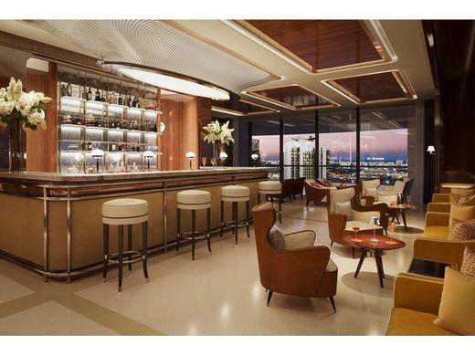 Luxury Apartment for sale in Miami, 5 491 689 €, Photo 2