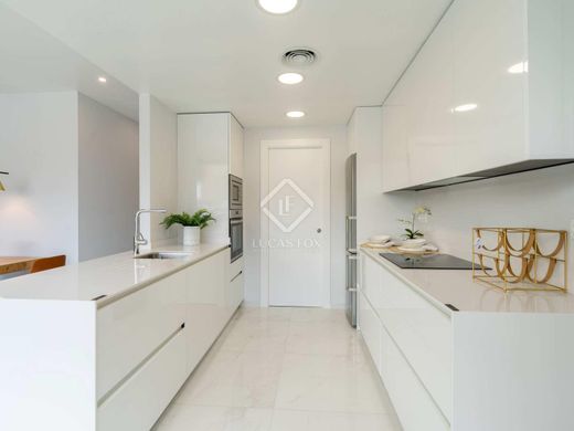 Luxury Apartment for sale in Benidorm, 690 000 €, Photo 6