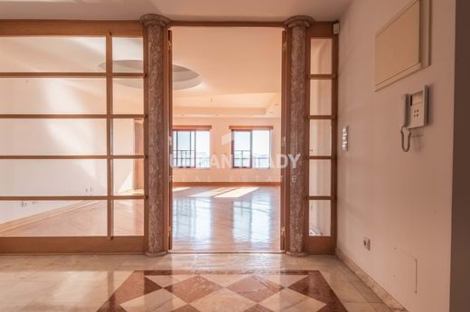 Luxury Apartment for sale in Almada, 650 000 €, Photo 7