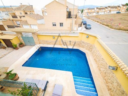 Luxury House for sale in Pinoso, 680 000 €, Photo 4