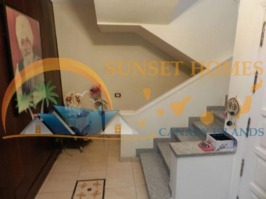 Luxury House for sale in San Bartolomé de Tirajana, 740 000 €, Photo 4