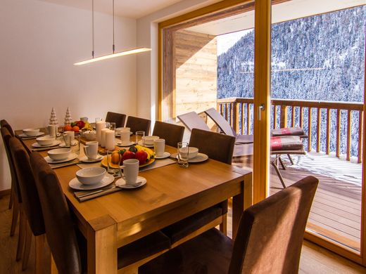 Luxury Apartment for sale in Grimentz, 1 263 445 €, Photo 2