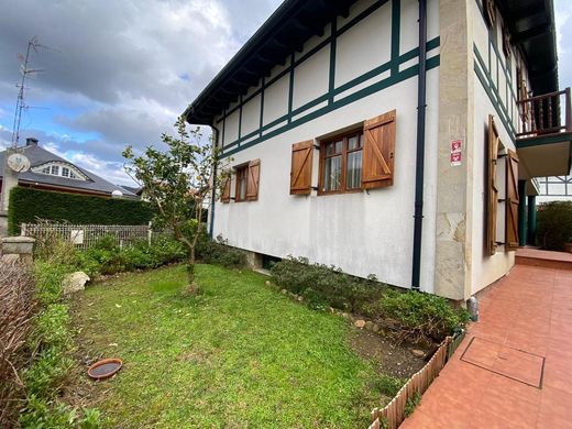 Luxury House for sale in Castro-Urdiales, 540 000 €, Photo 4