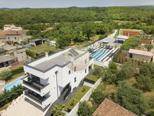 Maison de luxe à vendre à Vrsar, 1 550 000 €, Photo 7
