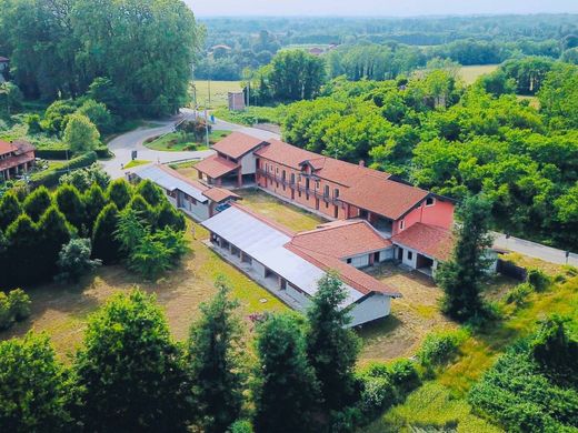 Luxury House for sale in Agrate Conturbia, 1 950 000 €, Photo 6