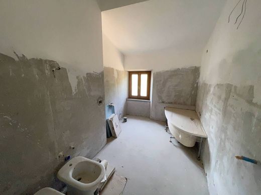Luxury House for sale in Quarrata, 460 000 €, Photo 3