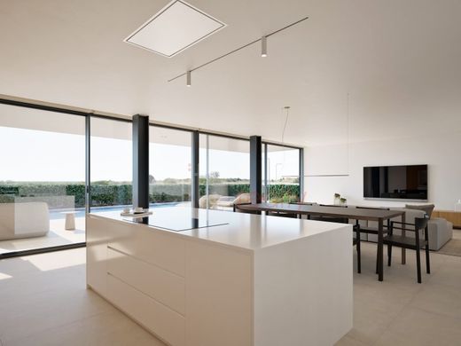 Luxury House for sale in Lagos, 2 400 000 €, Photo 6