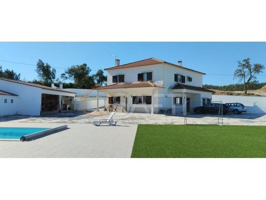 Maison de luxe à vendre à Santarém, 699 000 €, Photo 2