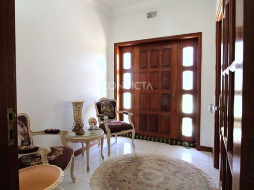 Luxury House for sale in Maia, 650 000 €, Photo 2