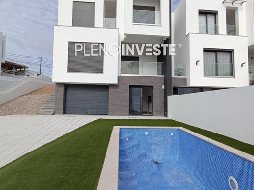 Luxury House for sale in Seixal, 740 000 €, Photo 4