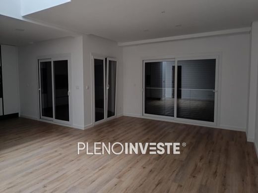 Luxury House for sale in Seixal, 740 000 €, Photo 6