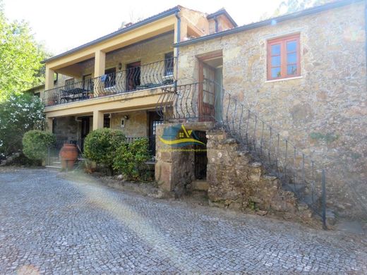 Maison de luxe à vendre à Miranda Do Corvo, 450 000 €, Photo 4