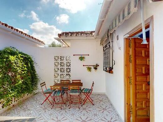 Luxury House for sale in Marbella, 1 200 000 €, Photo 3