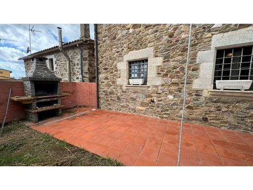 Maison de luxe à vendre à Llambilles, 790 000 €, Photo 7