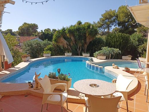 Luxury House for sale in Moraira, 650 000 €, Photo 1