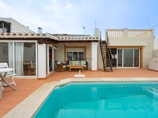 Maison de luxe à vendre à Es Castell, 850 000 €, Photo 2