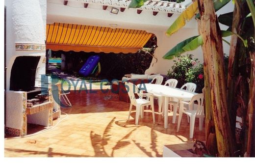 Luxury House for sale in Denia, 445 000 €, Photo 4