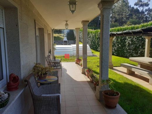 Luxury House for sale in Santiago de Compostela, 545 000 €, Photo 3