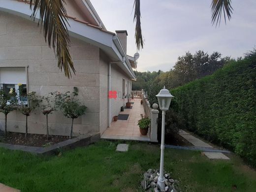 Luxury House for sale in Santiago de Compostela, 545 000 €, Photo 6