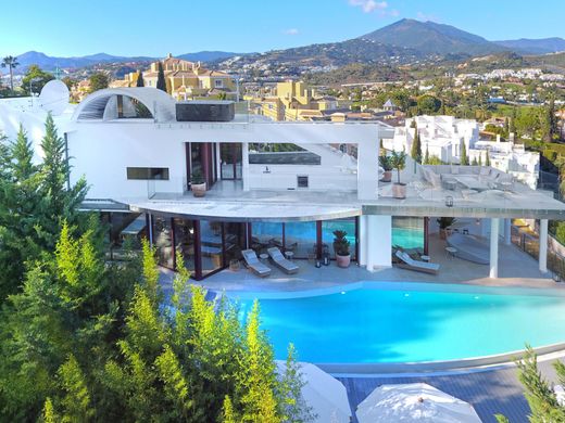 Luxury House for sale in Marbella, 4 400 000 €, Photo 1