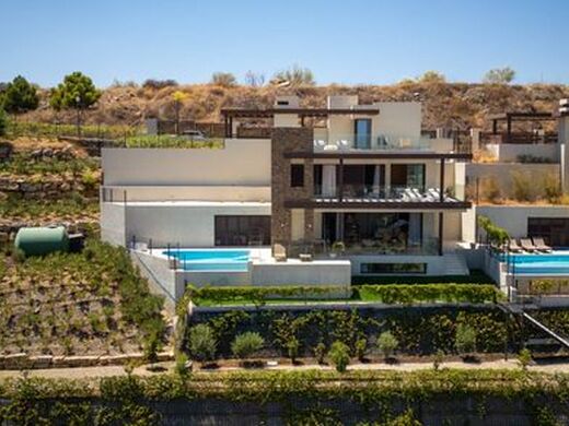 Luxury House for sale in Marbella, 1 730 000 €, Photo 1