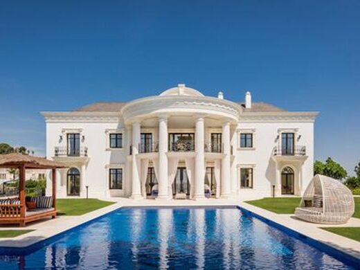 Luxury House for sale in Marbella, 9 500 000 €, Photo 1