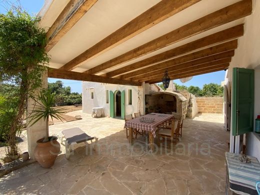 Luxury House for sale in Sant Lluís, 785 000 €, Photo 2