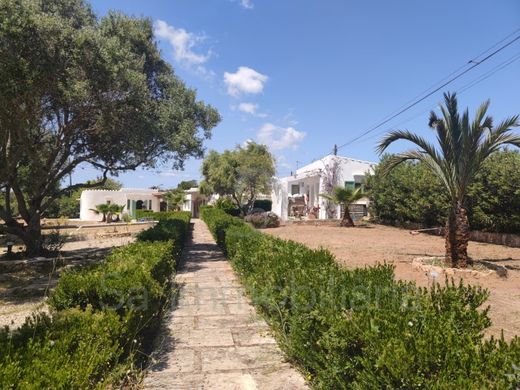 Luxury House for sale in Sant Lluís, 785 000 €, Photo 3