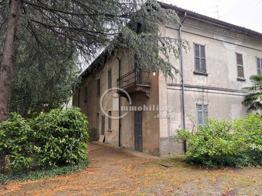 Maison de luxe à vendre à Como, 500 000 €, Photo 1