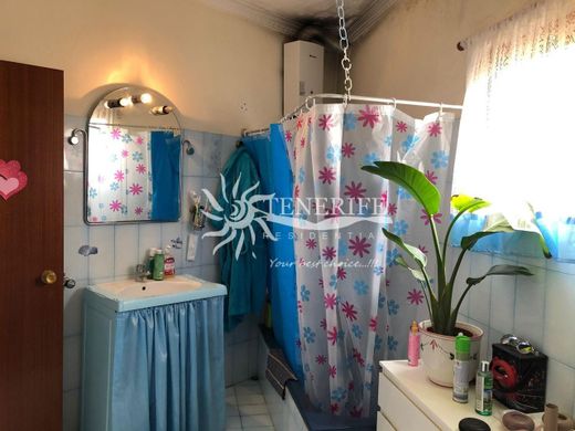 Luxury House for sale in Guía de Isora, 850 000 €, Photo 4